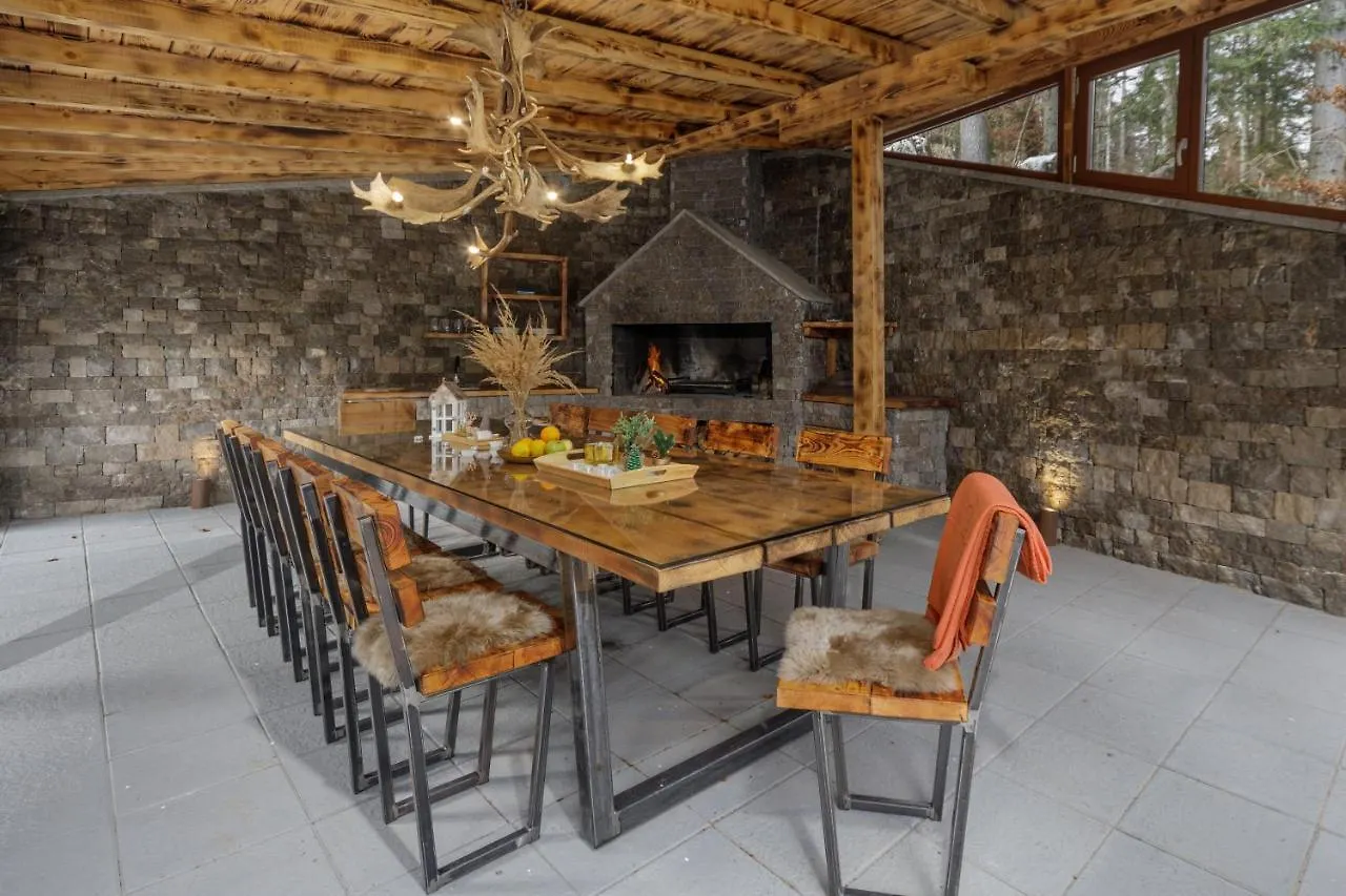 Chalet Forest Home Sunger